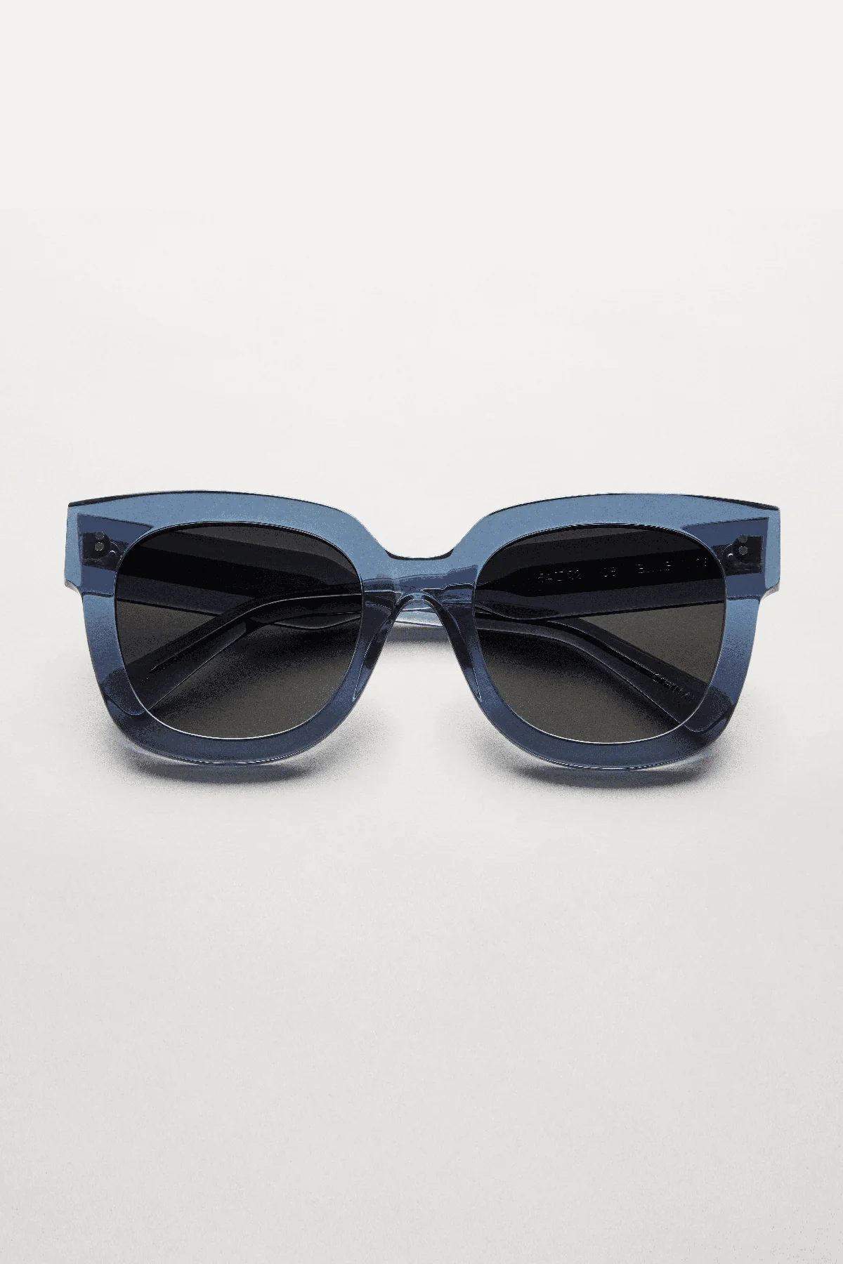 08 SUNGLASSES BY CHIMI - Image 6