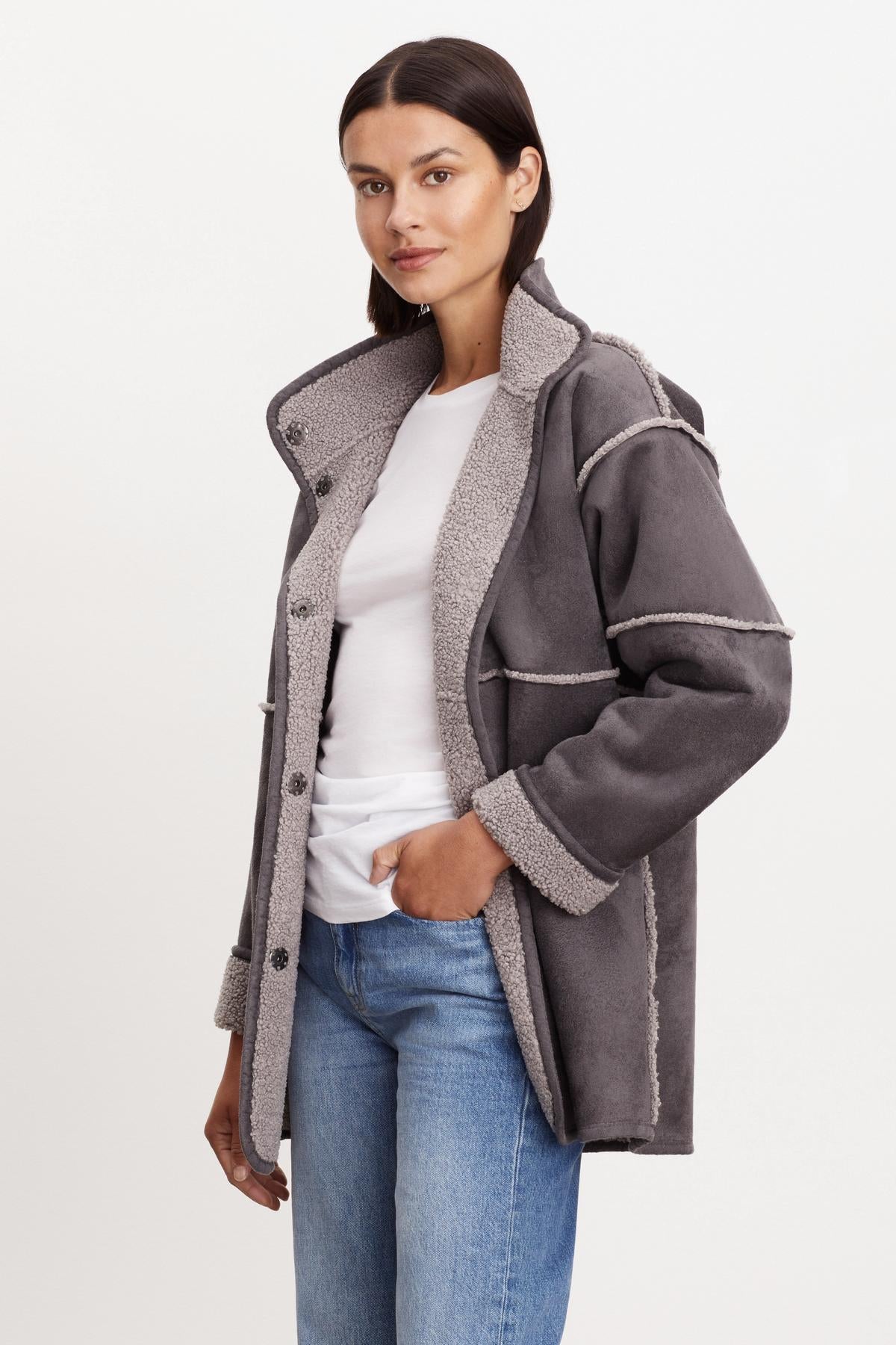 ALBANY LUX SHERPA REVERSIBLE JACKET - Image 6