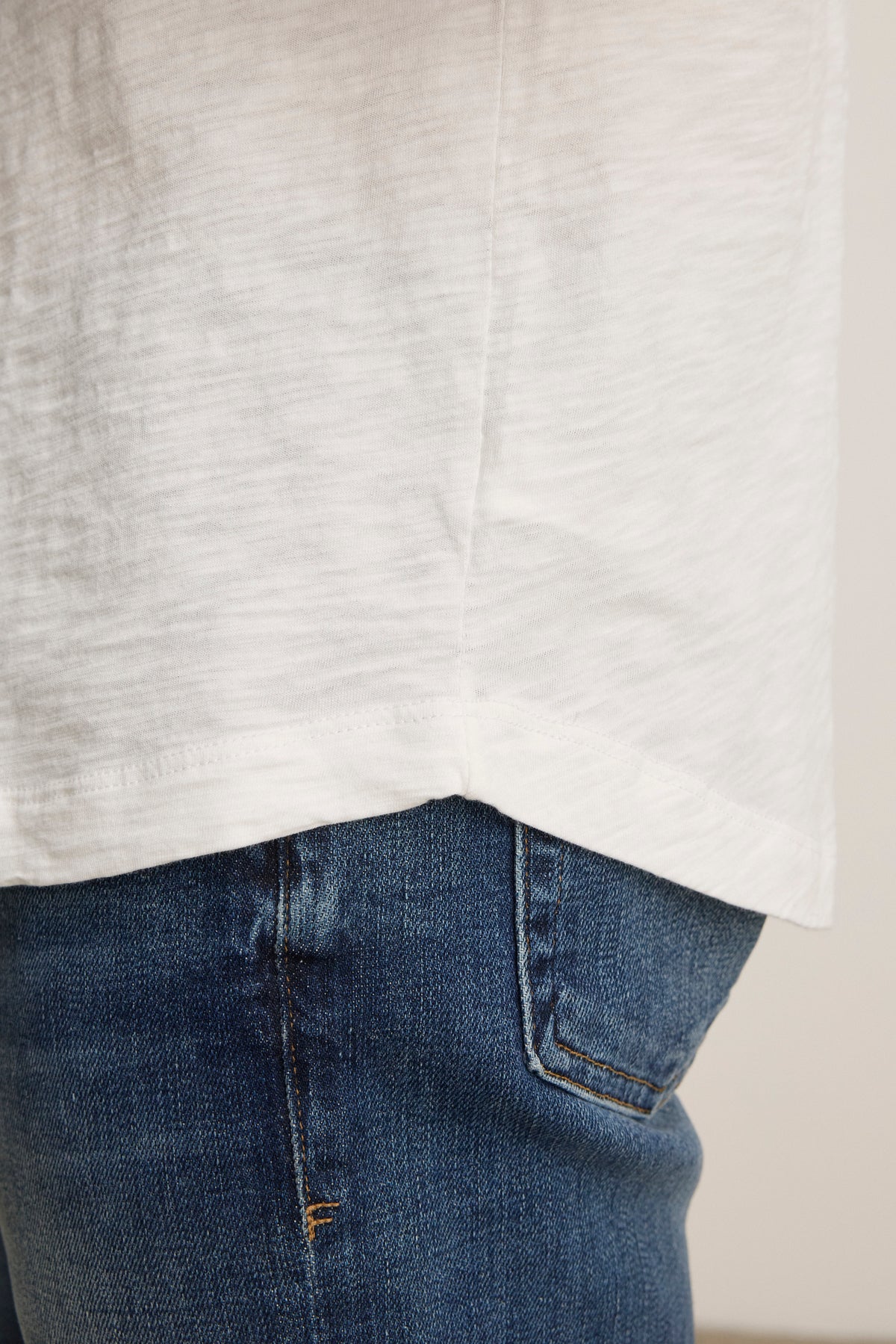 AMARO TEE - Image 21
