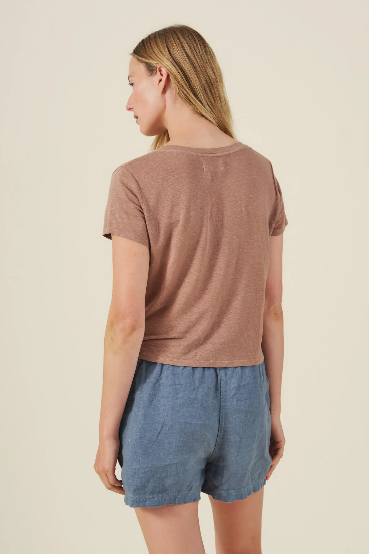 AMBER TEE - Image 4