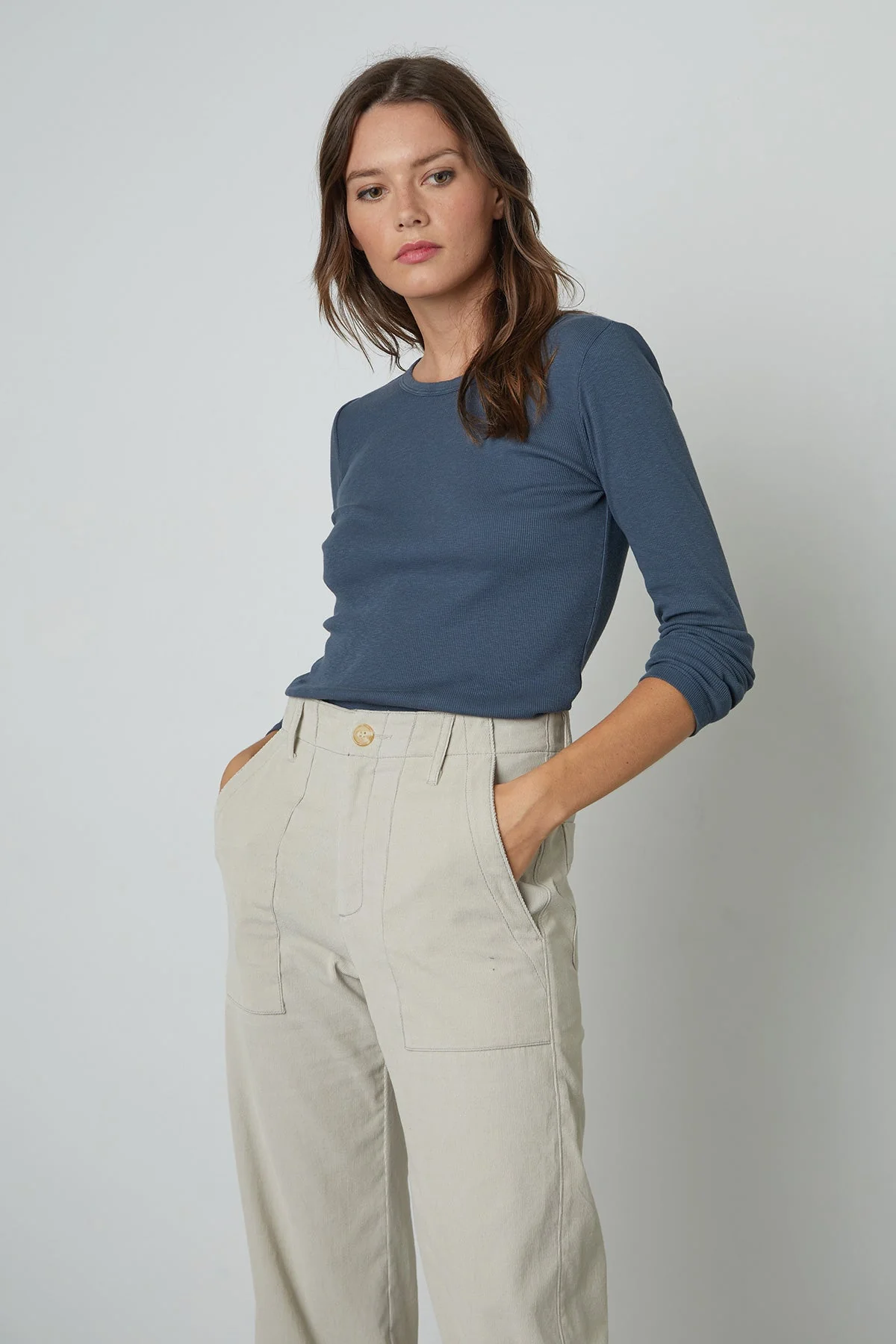BAYLER RIBBED SCOOP NECK TEE - Image 12