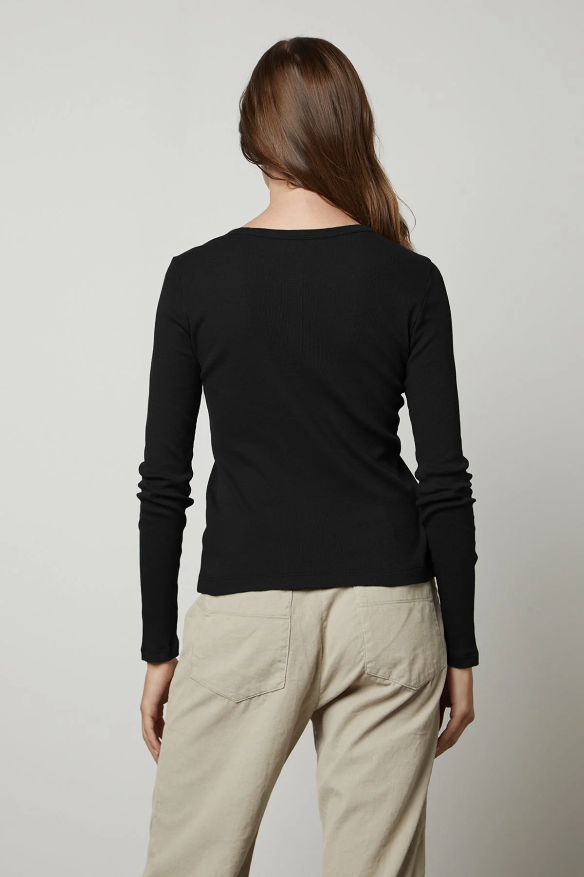 BAYLER RIBBED SCOOP NECK TEE - Image 9