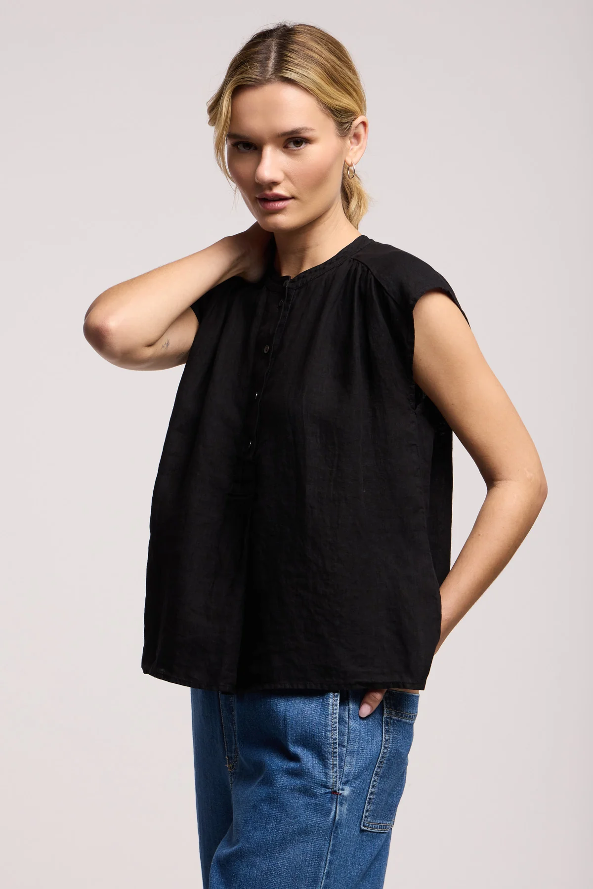 BEC LINEN TOP - Image 10
