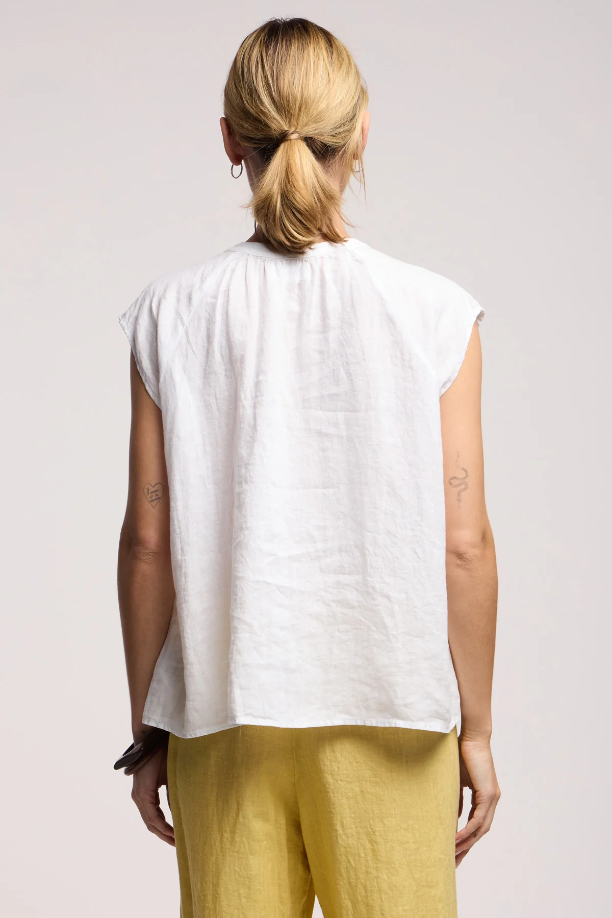 BEC LINEN TOP - Image 3