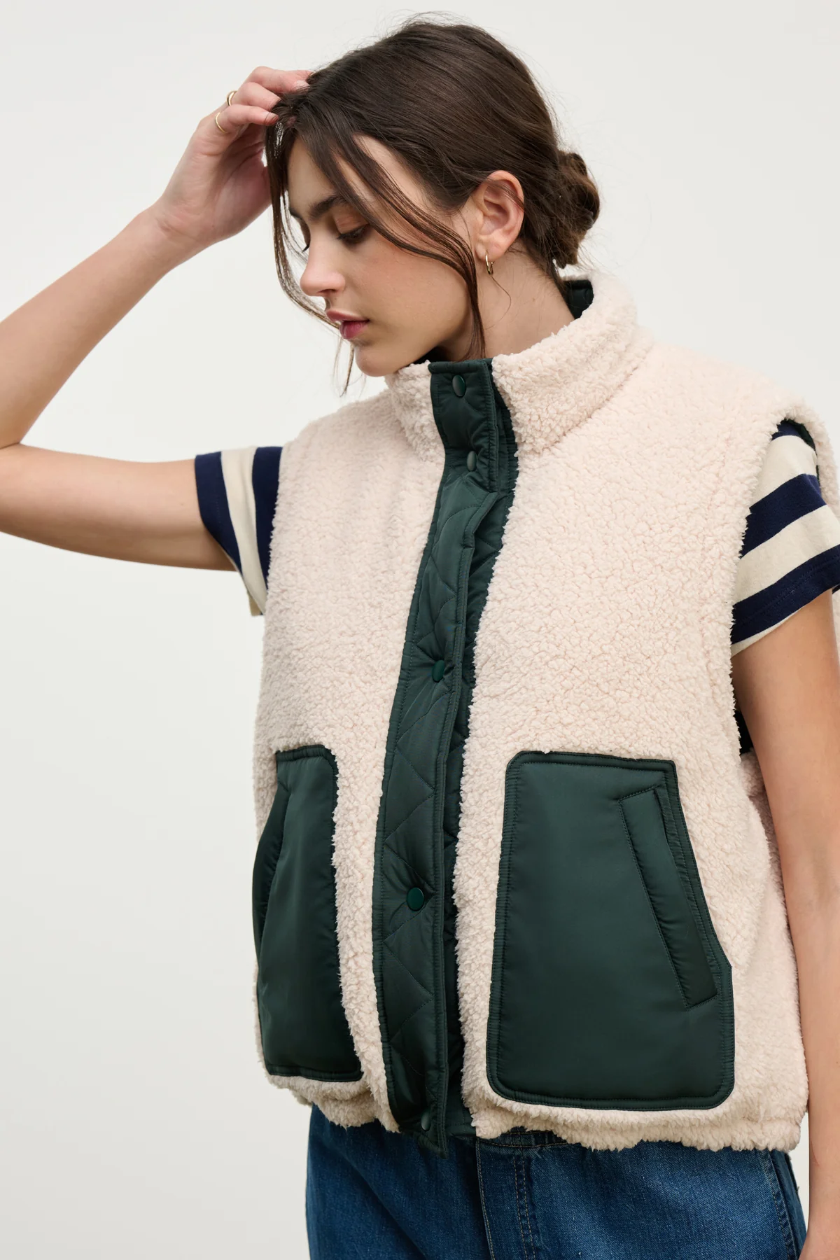 CATHY PUFFER SHERPA REVERSIBLE VEST - Image 2