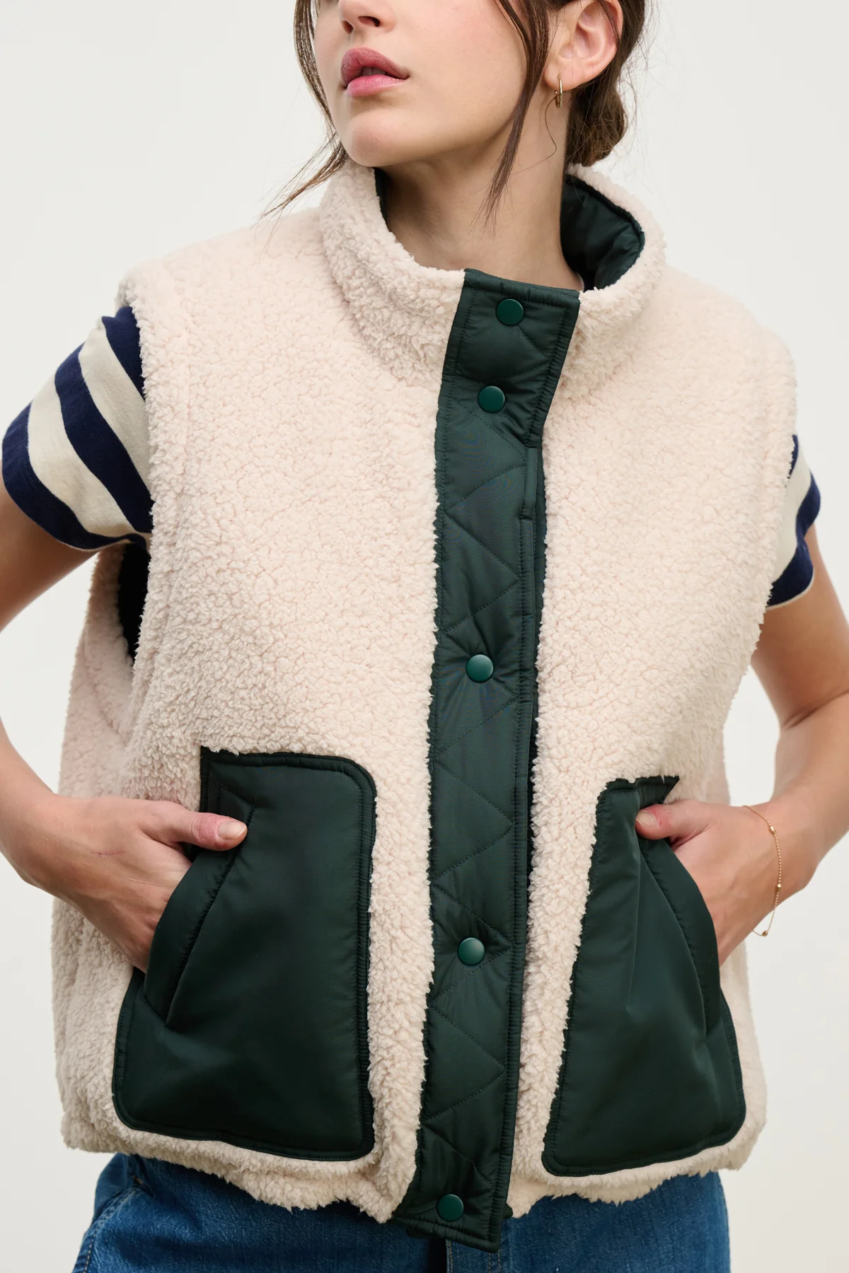 CATHY PUFFER SHERPA REVERSIBLE VEST - Image 3