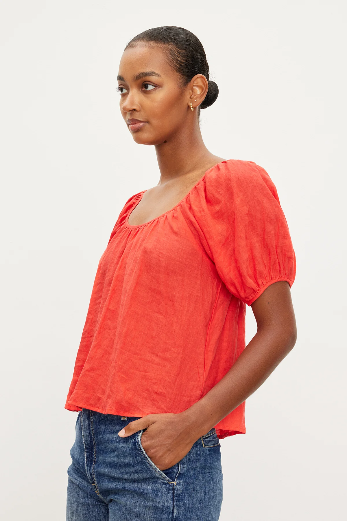 DANA LINEN SCOOP NECK TOP - Image 3