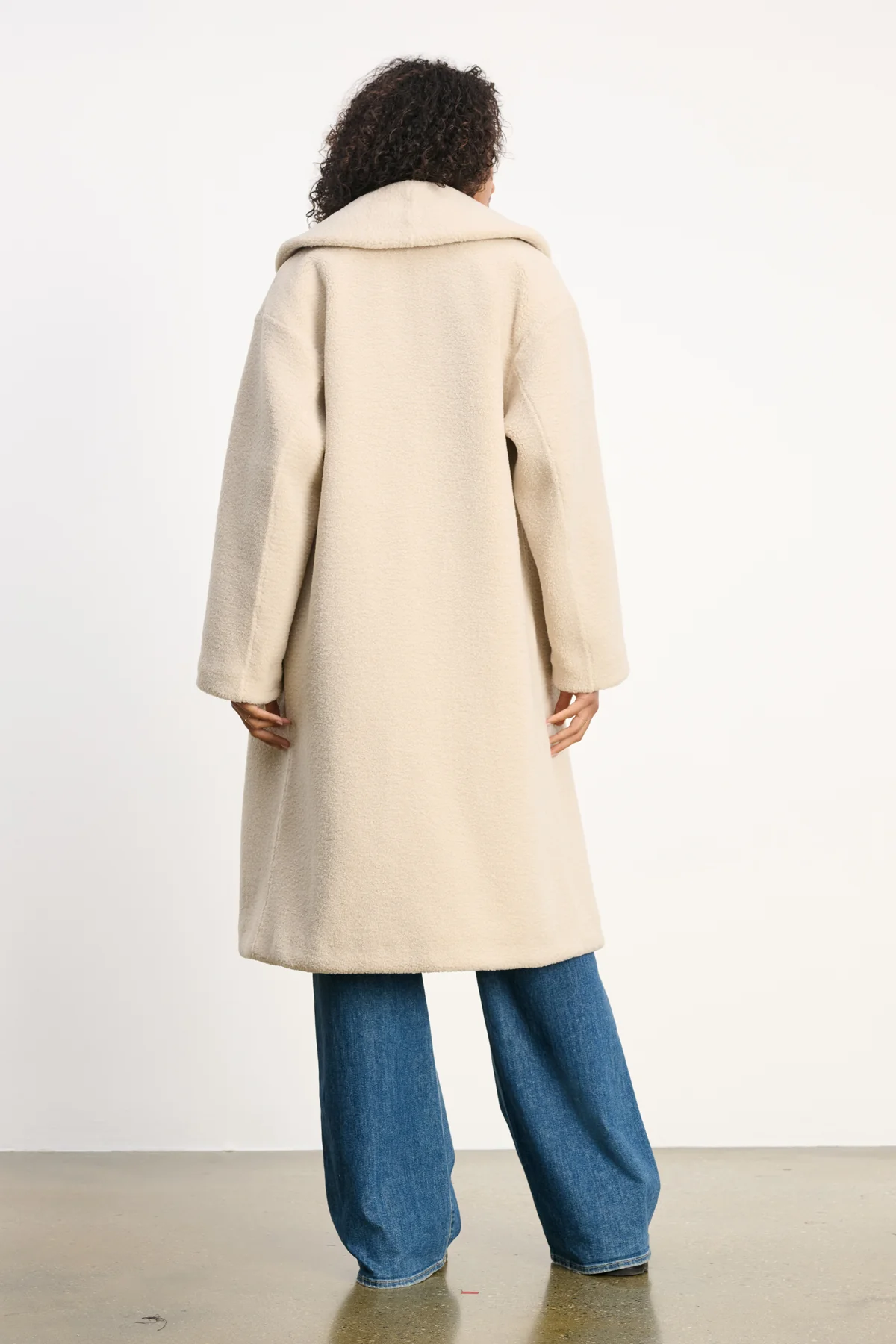 ELEANOR SHERPA COAT - Image 4