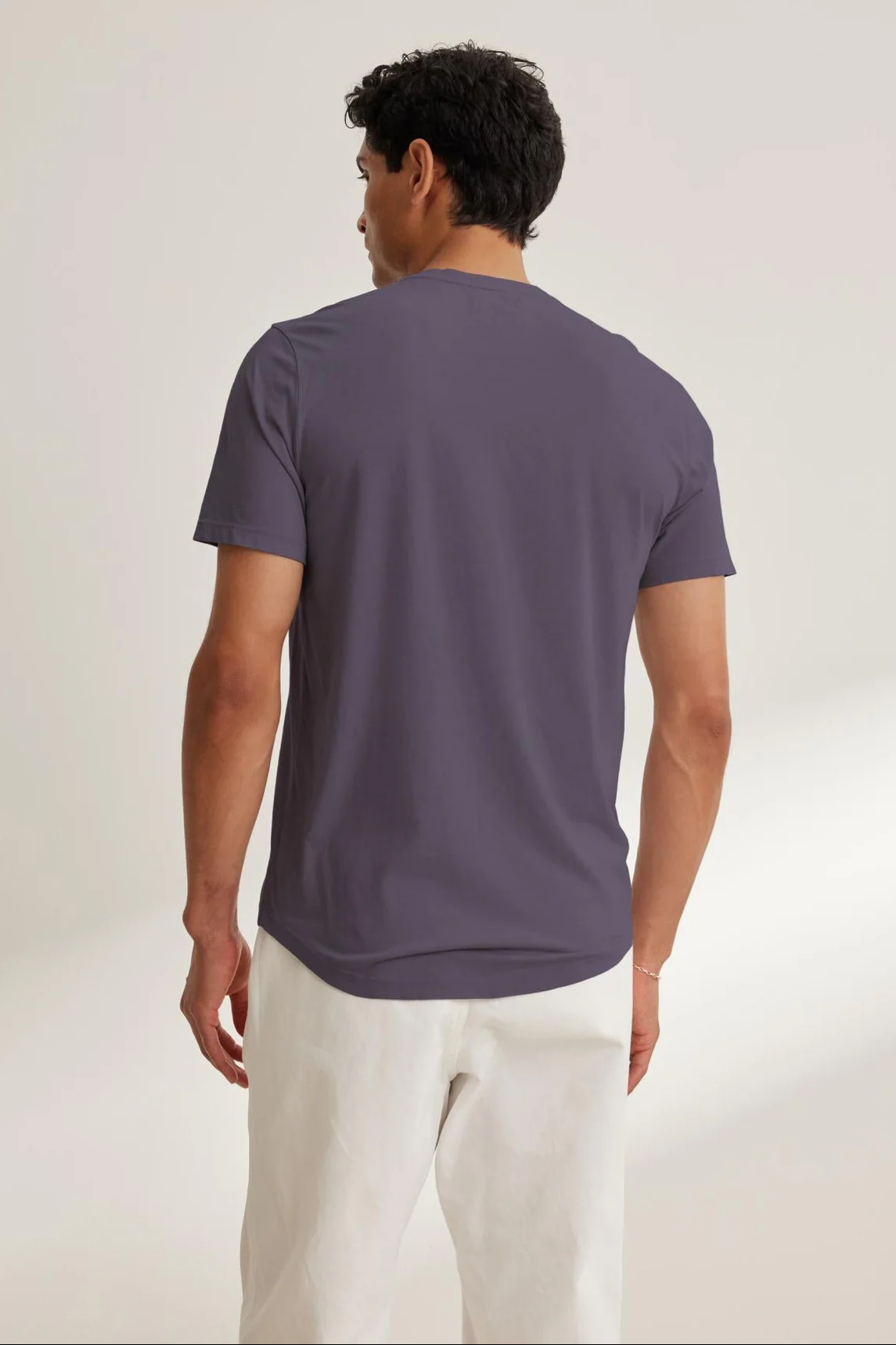 FULTON HENLEY - Image 4