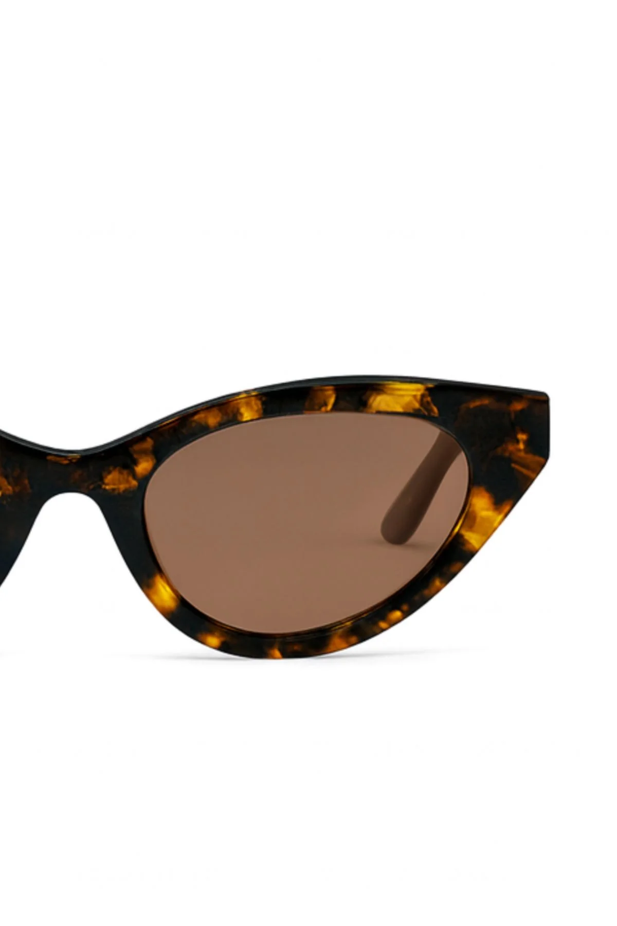GIRLS TRIP SUNGLASSES BY ELEVENTH HOUR - Image 4