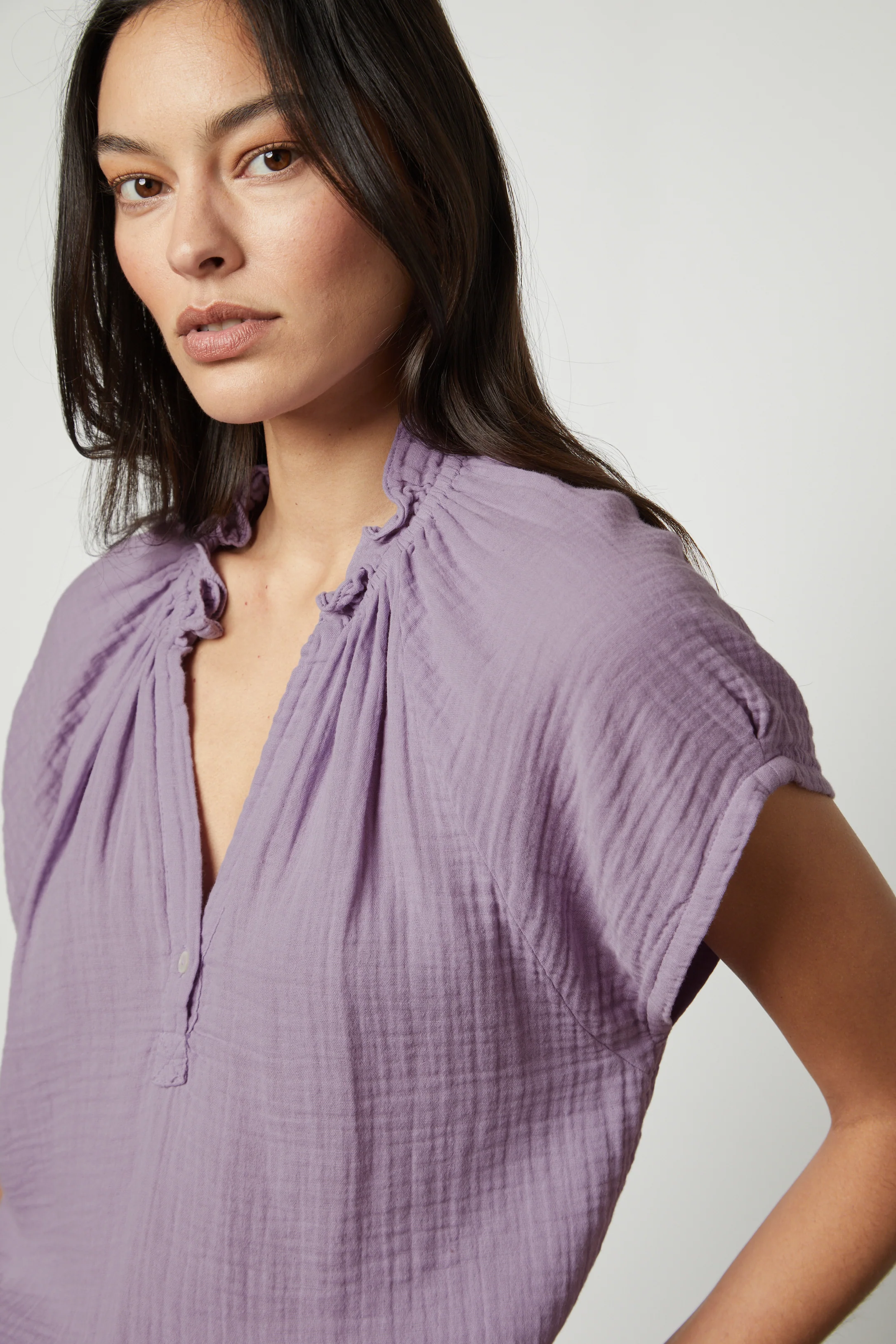 JADEN COTTON GAUZE V-NECK TOP - Image 5