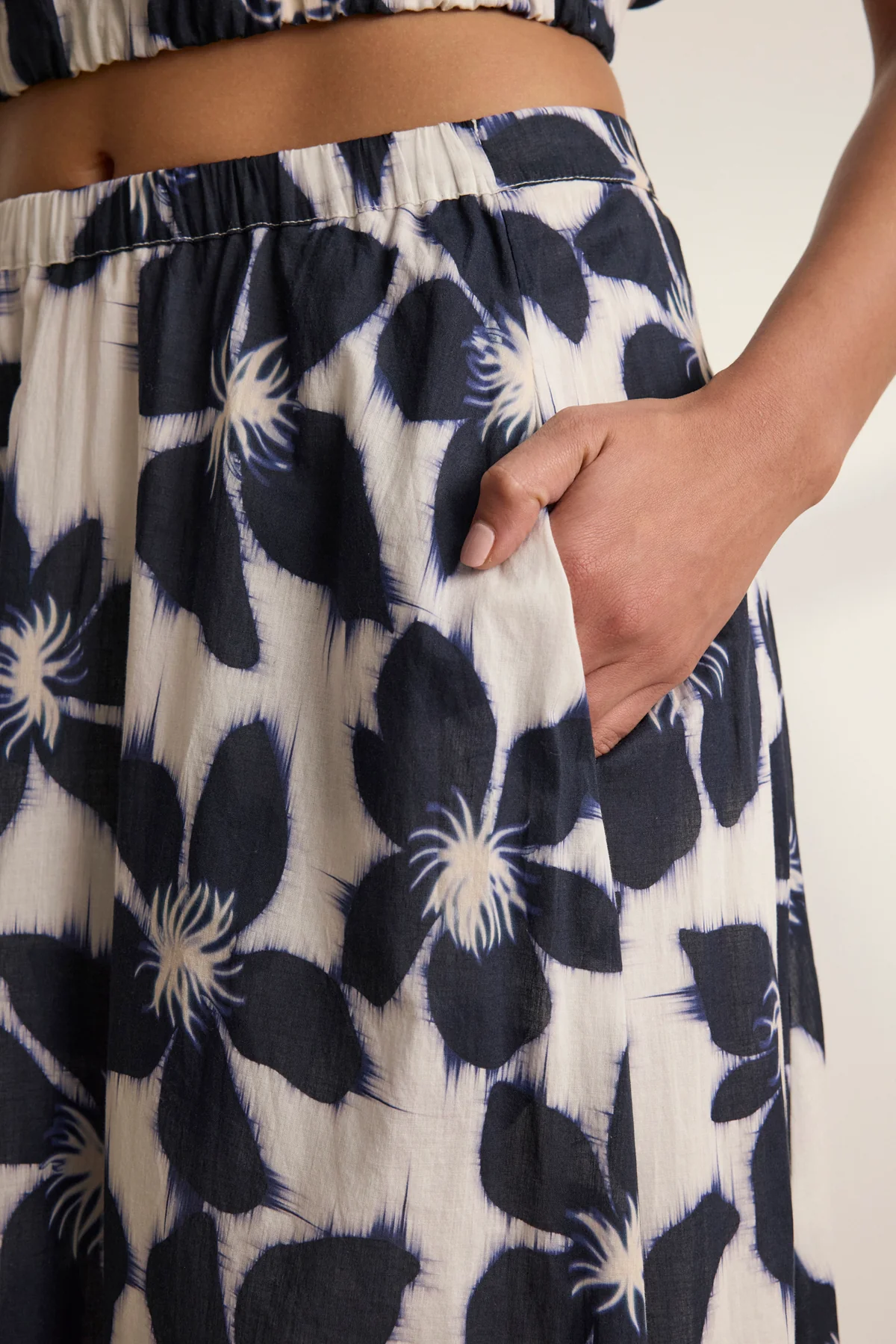 JESS SKIRT - Image 2