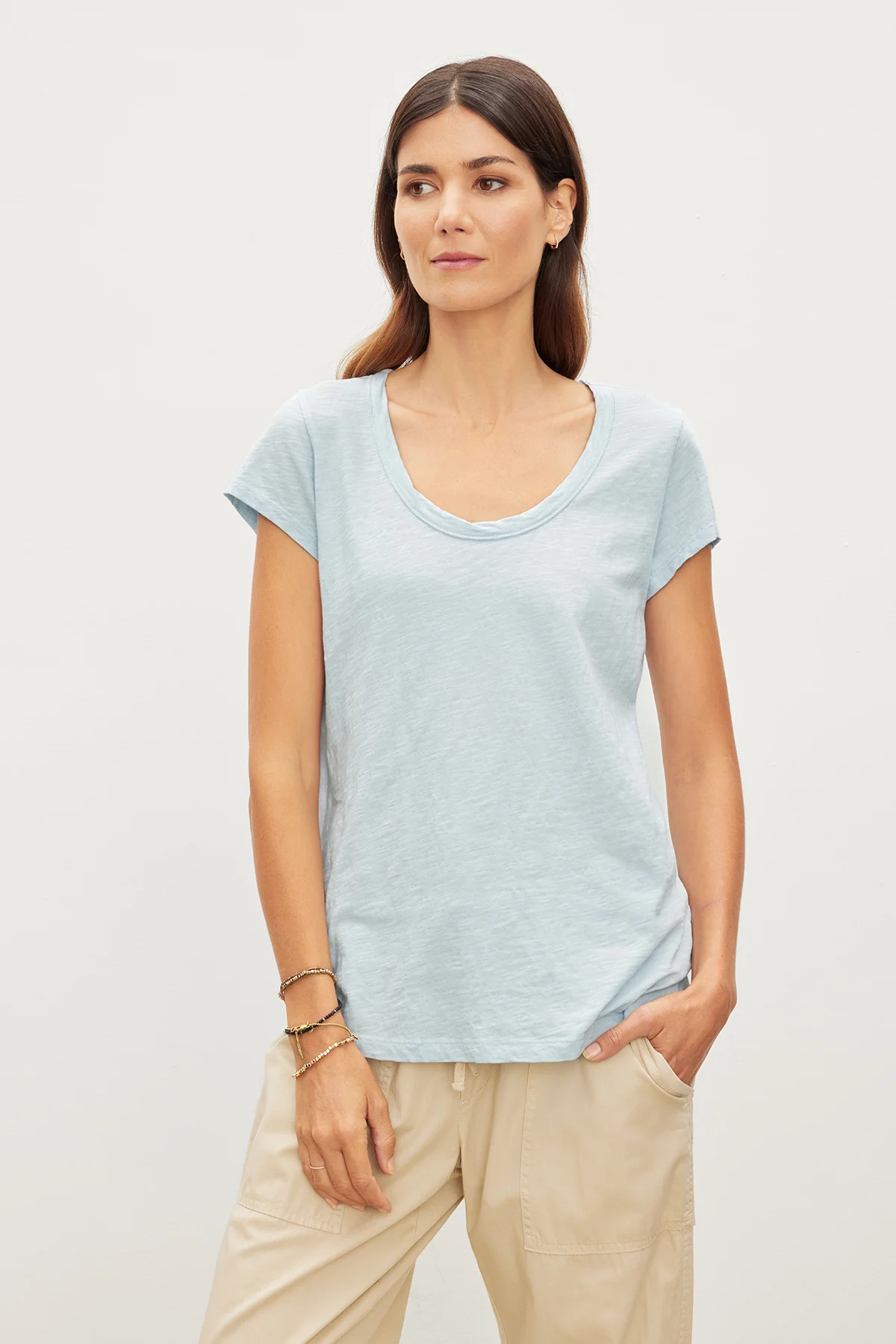 KIRA TEE - Image 4
