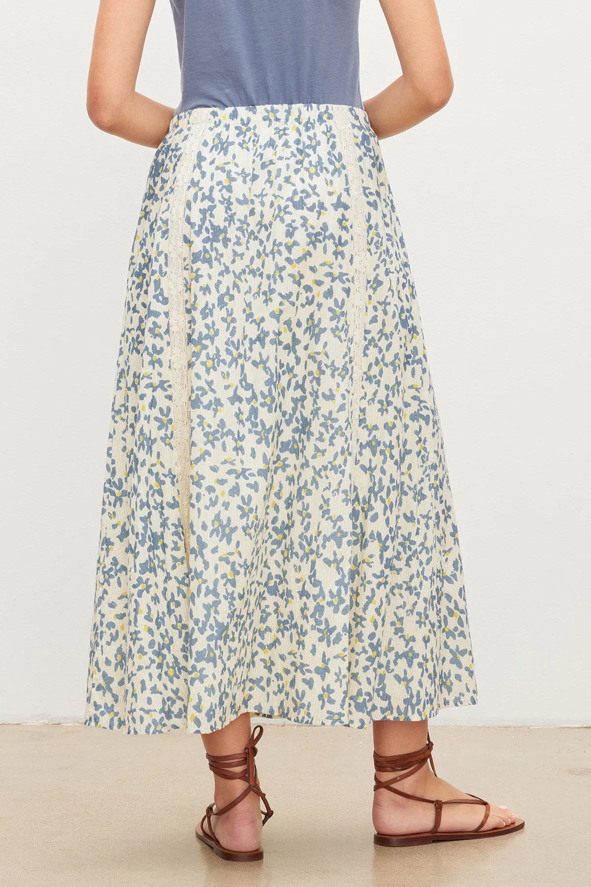 KONA FLORAL LACE MAXI SKIRT - Image 4