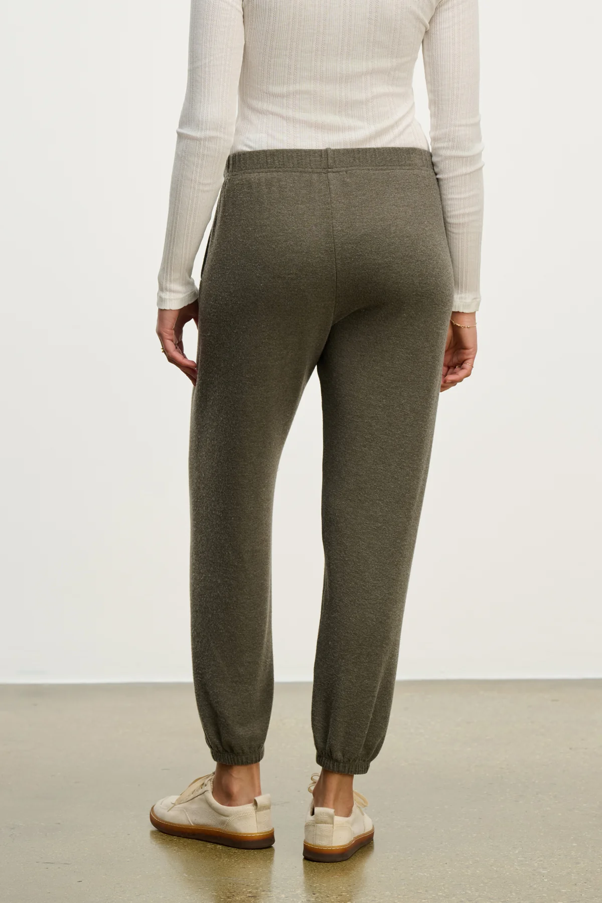 LEXIE SWEATPANT - Image 4