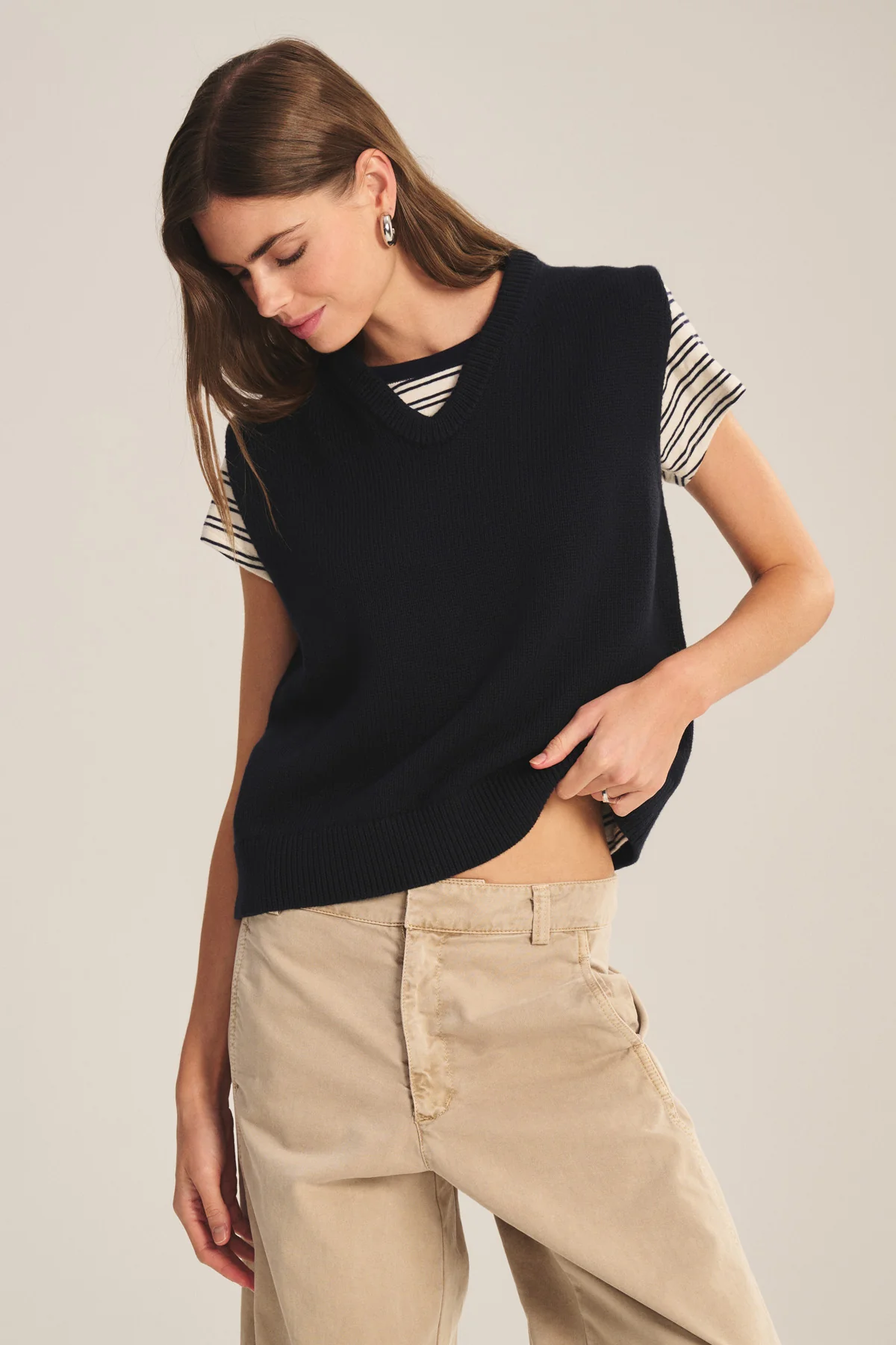 LUMINA SWEATER VEST - Image 4