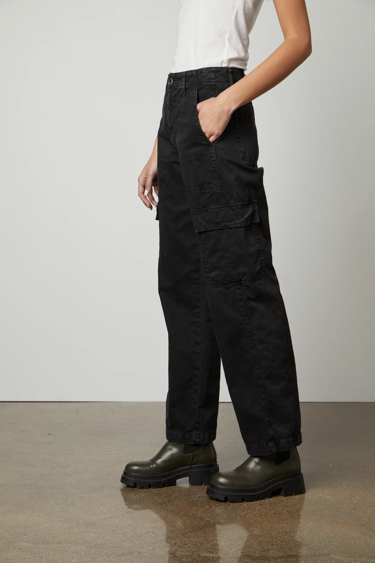 MAKAYLA PANT - Image 3