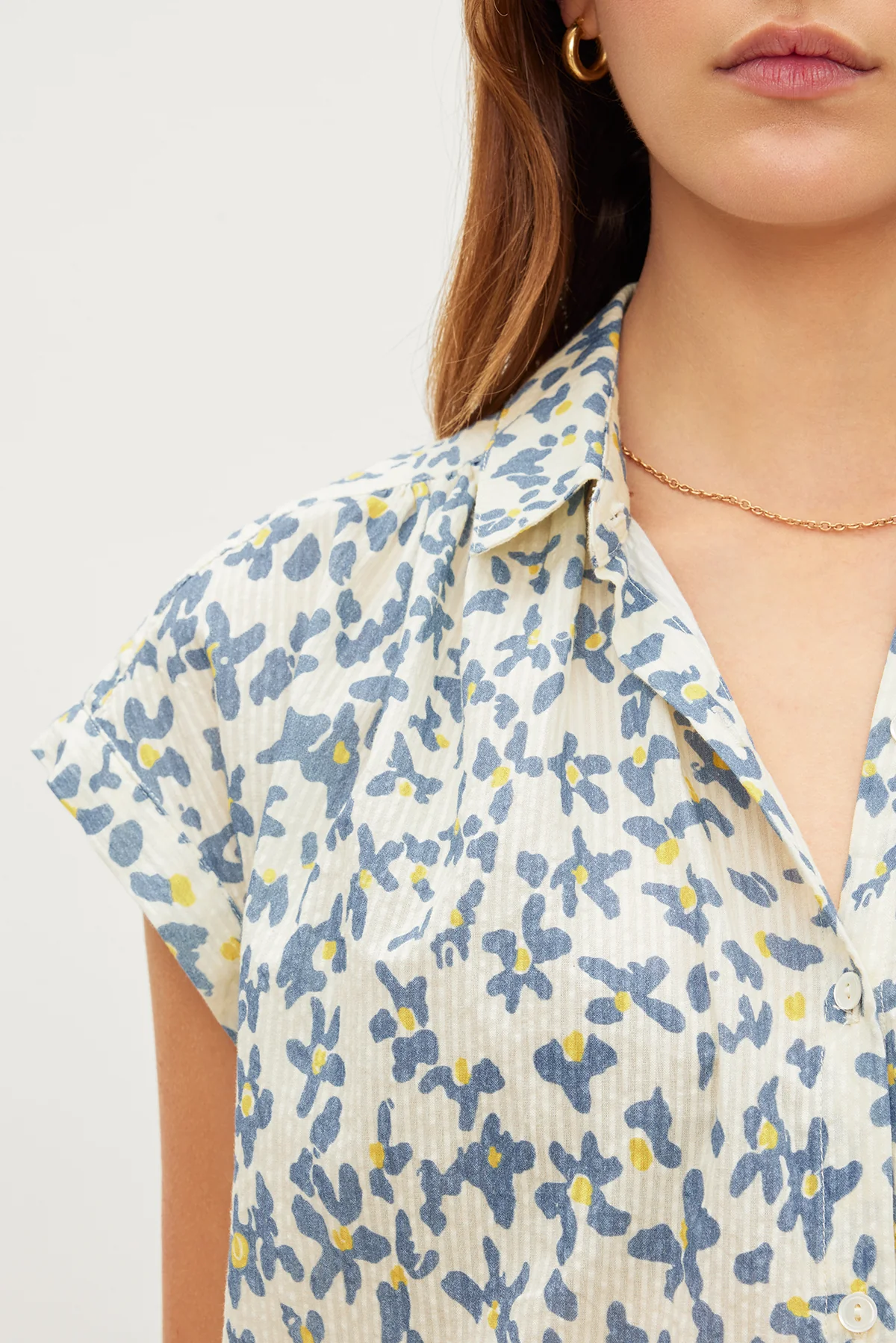 PAULETTE FLORAL BUTTON FRONT TOP - Image 2