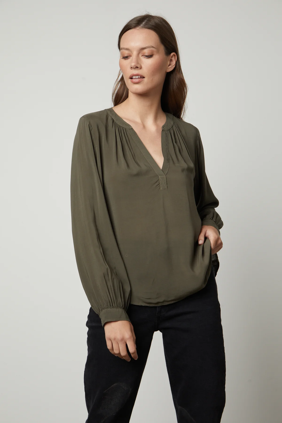 POSIE SPLIT NECK BLOUSE - Image 10