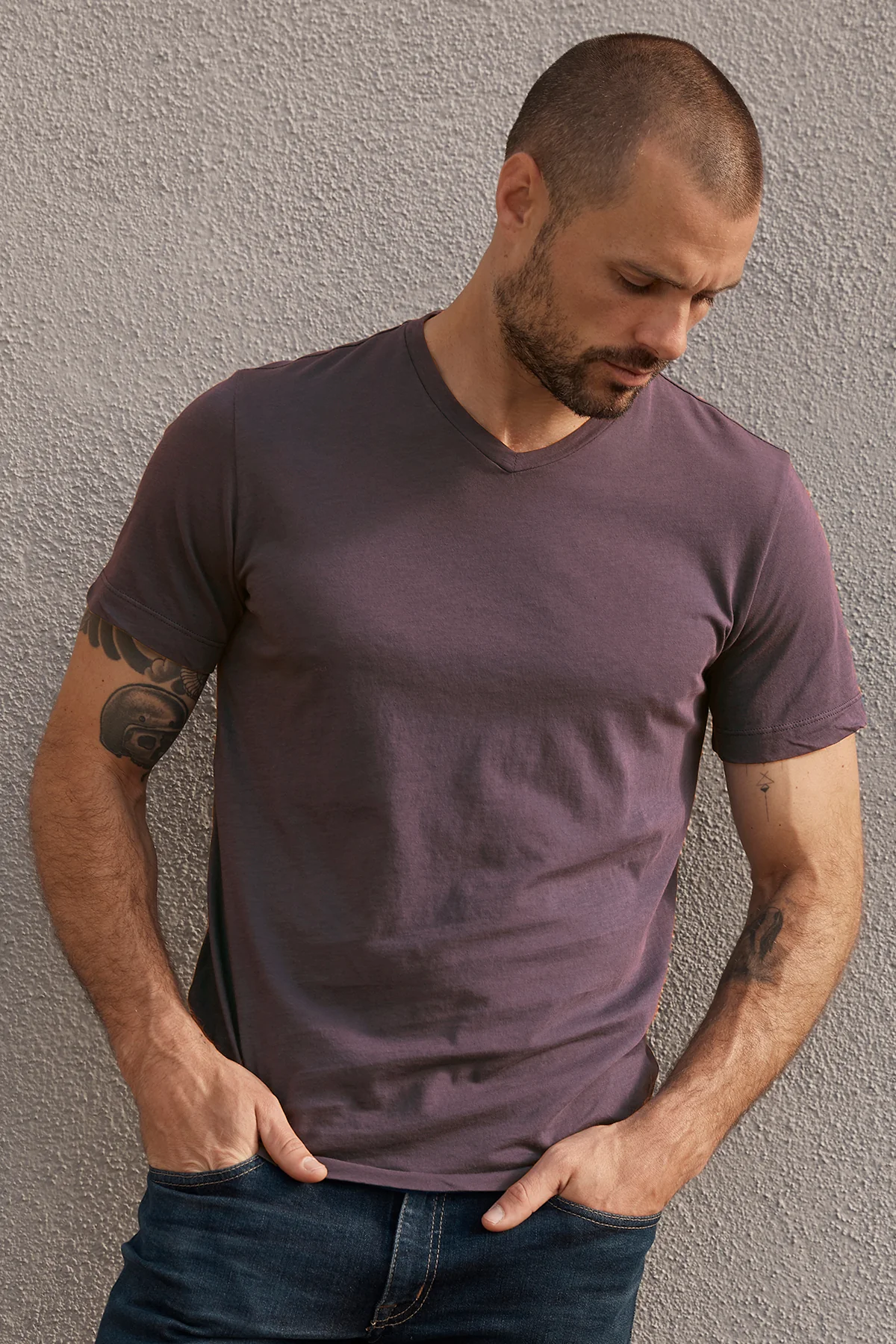 SAMSEN WHISPER CLASSIC V-NECK TEE - Image 19