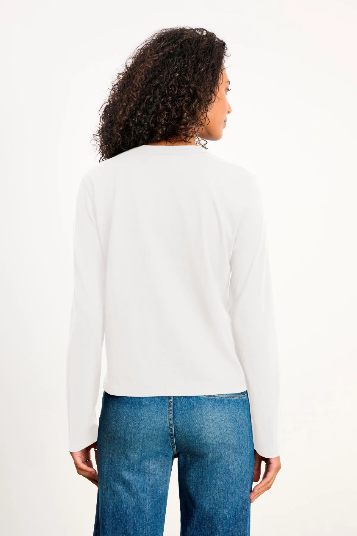 SUSANNA TEE - Image 7