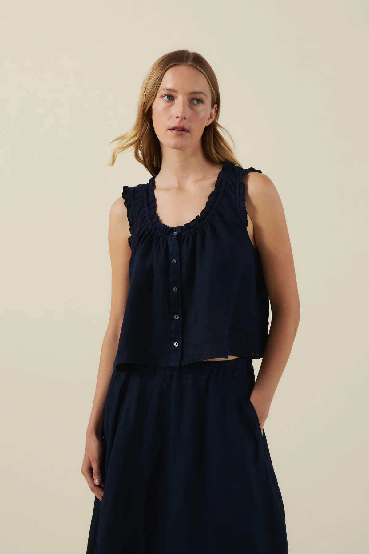 TANA LINEN TOP - Image 4