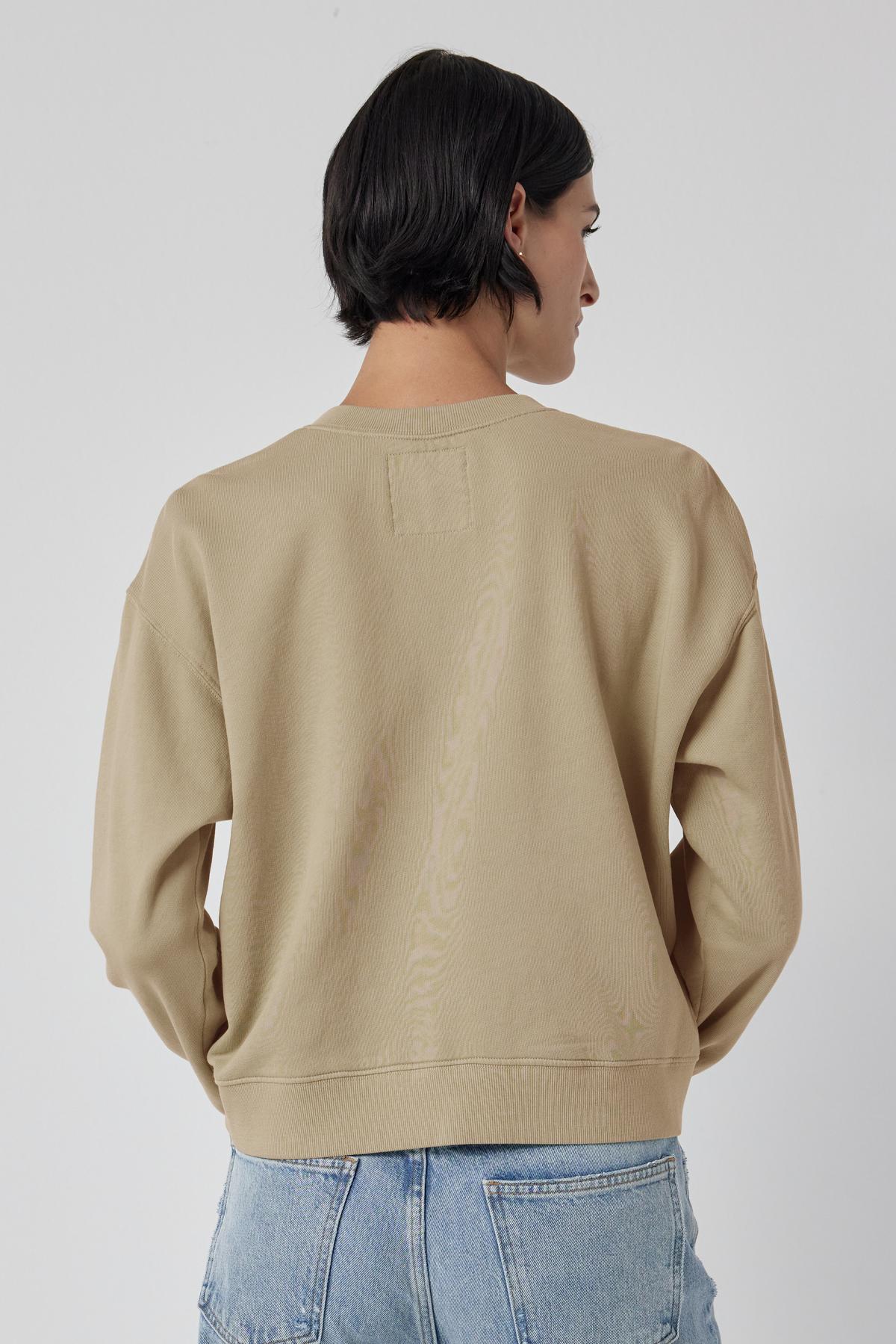 YNEZ SWEATSHIRT - Image 4