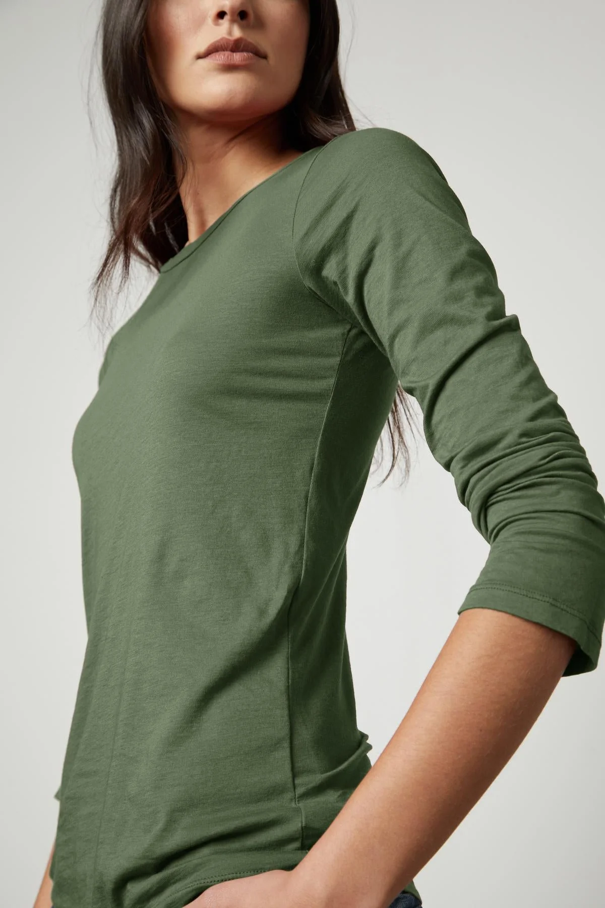 ZOFINA GAUZY WHISPER FITTED CREW NECK TEE - Image 12